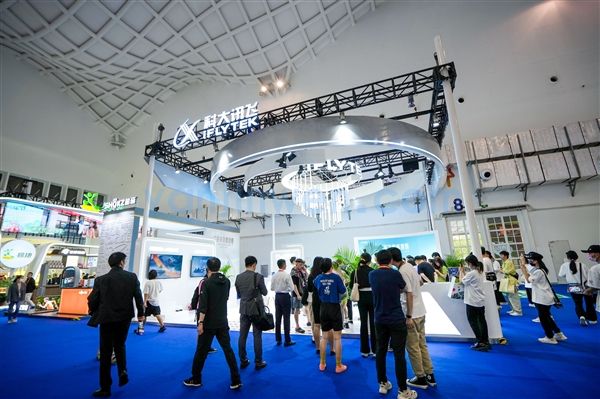 国货崛起时代：科大讯飞AI硬核产品亮相消博会